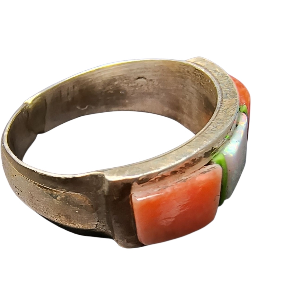 Victor Thompson Navajo Spiny Oyster & Lab Opal Sterling Silver Ring - Picture 3 of 12